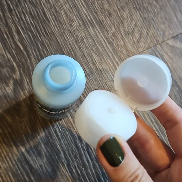 VS PINK Water Lotion - Picture 4 of 5